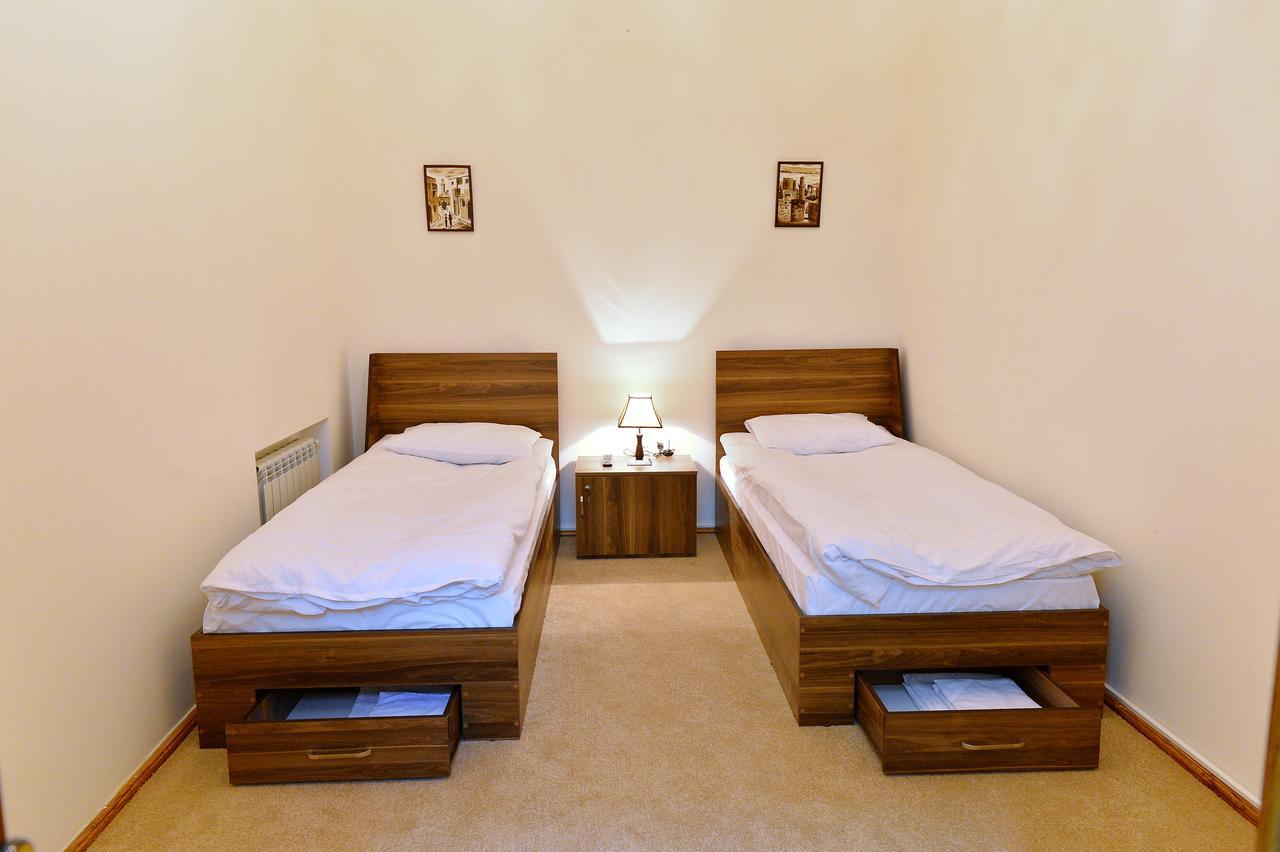 Baku Home Hostel ภายนอก รูปภาพ