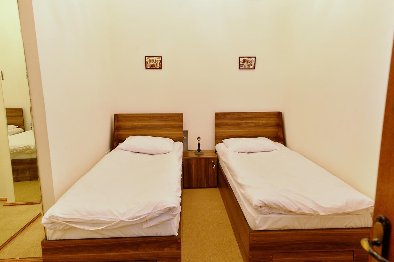 Baku Home Hostel ภายนอก รูปภาพ